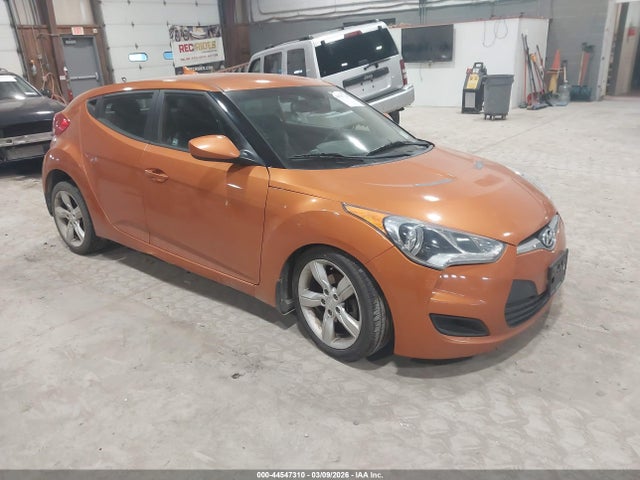 Salvage Hyundai VELOSTER Image