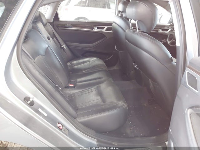 Hyundai Genesis 3.8