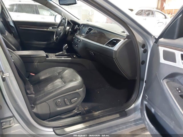 Hyundai Genesis 3.8