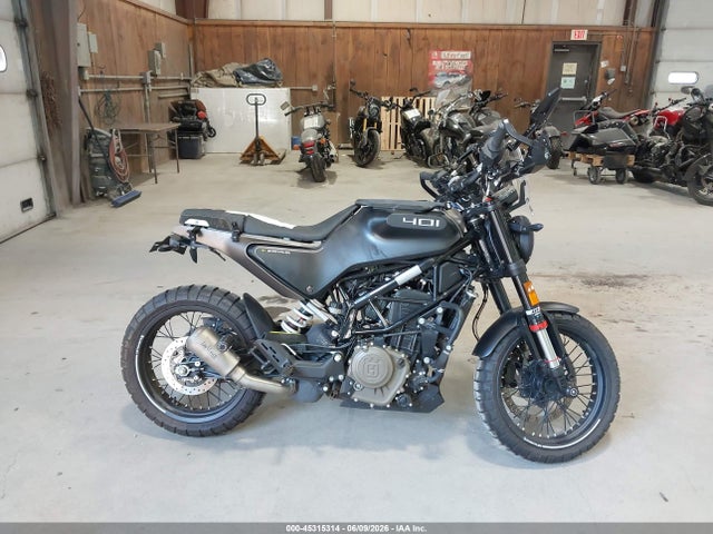 Husqvarna Vitpilen 401 Svartpilen 401