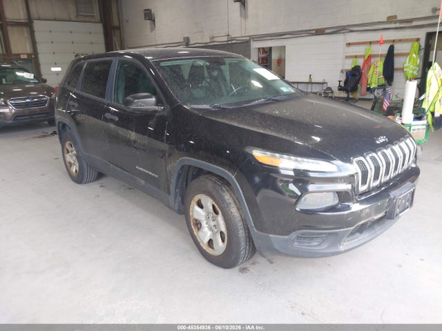 Salvage Jeep Cherokee Image