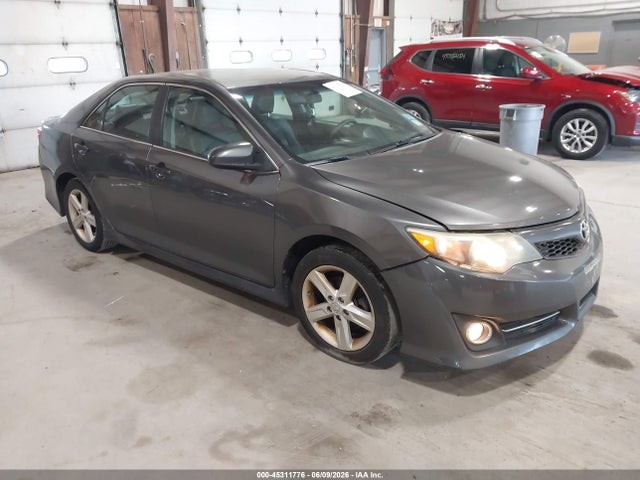 Salvage Toyota Camry Image