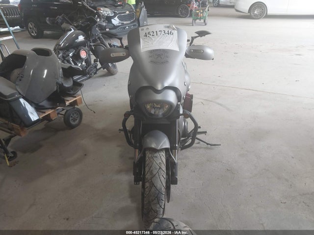 Suzuki Vzr1800
