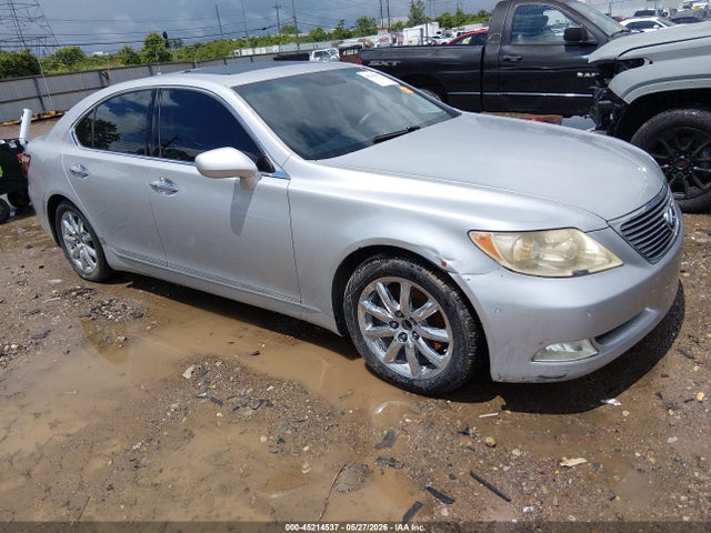 Salvage Lexus LS Image