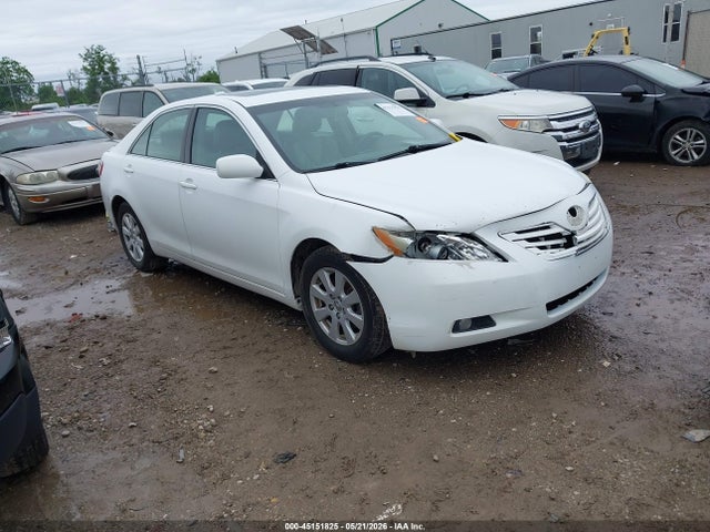 Salvage Toyota Camry Image