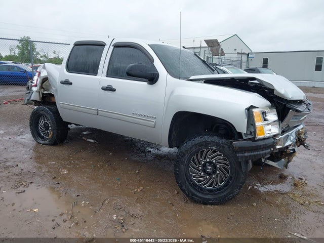 Salvage Chevrolet Silverado 1500 Image
