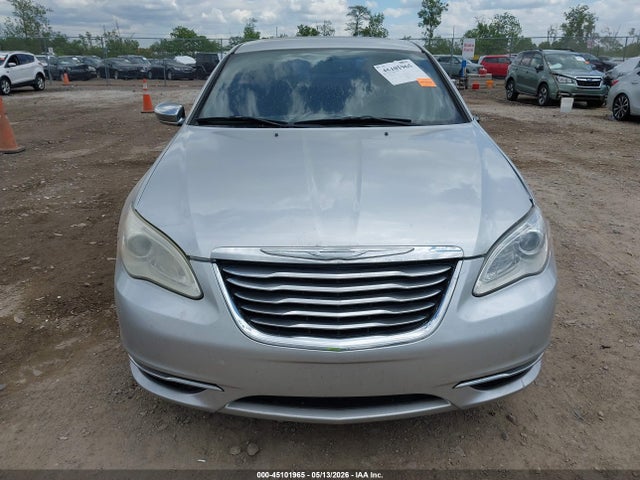 Chrysler 200 Limited