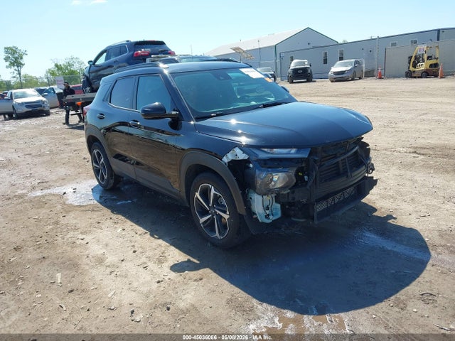 Salvage Chevrolet Trailblazer Image