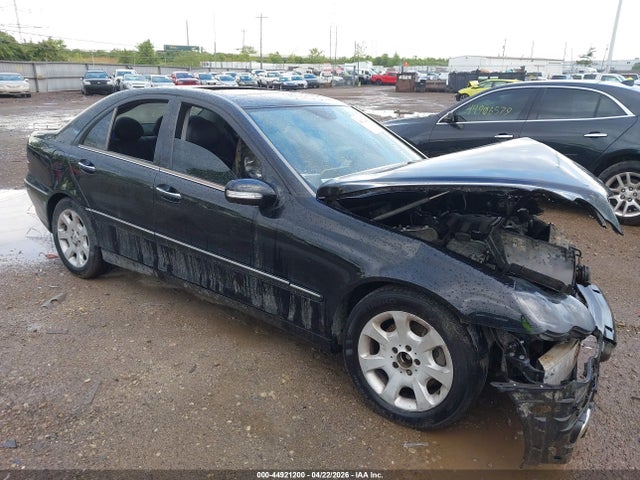 Salvage Mercedes-Benz C-Class Image