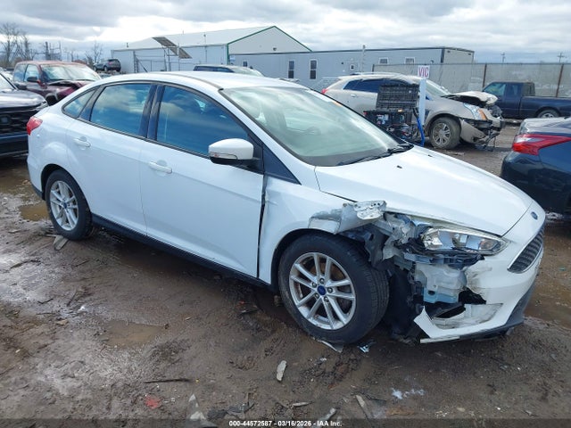 Salvage Ford Focus Image