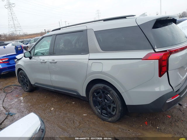Kia Carnival Sx