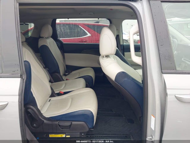 Kia Carnival Sx