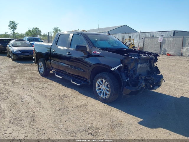 Salvage Chevrolet Silverado 1500 Image