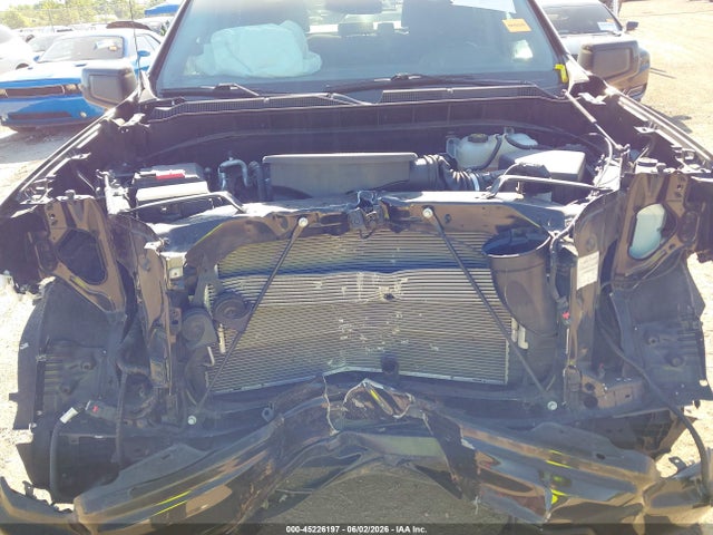 Chevrolet Silverado 1500 4wd  Short Bed Rst