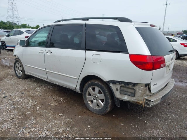 Toyota Sienna Xle