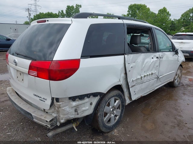 Toyota Sienna Xle