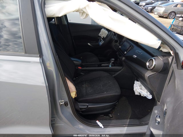 Nissan Kicks Sv Xtronic Cvt