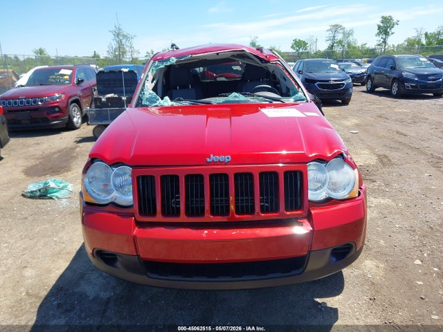 Jeep Grand Cherokee Laredo