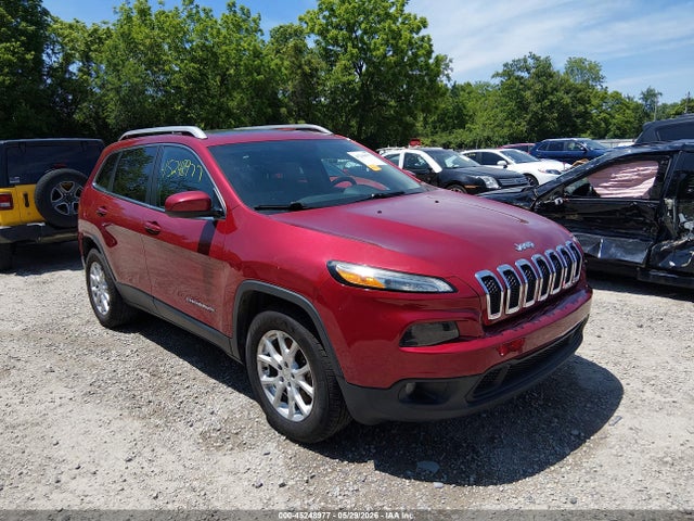 Salvage Jeep Cherokee Image