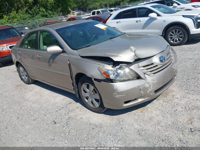 Salvage Toyota Camry Image