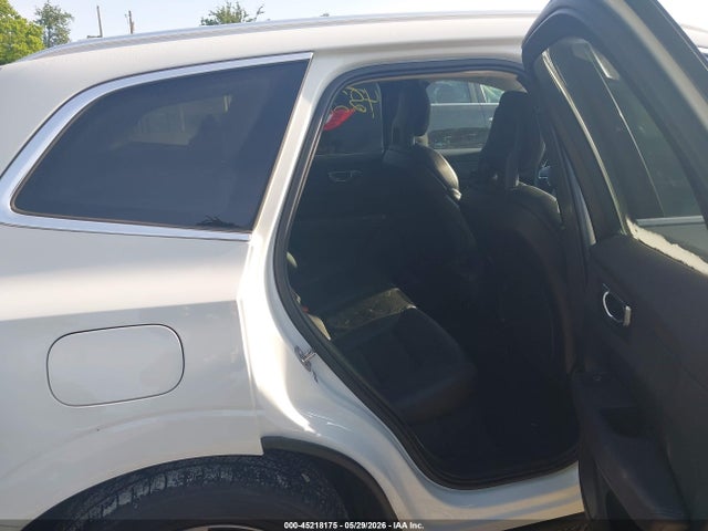 Volvo XC60 T5 Momentum