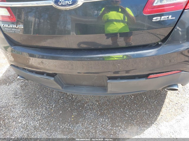 Ford Taurus Sel