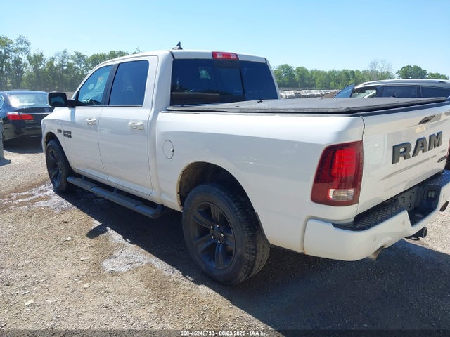 Ram 1500 Night  4x4 5'7 Box