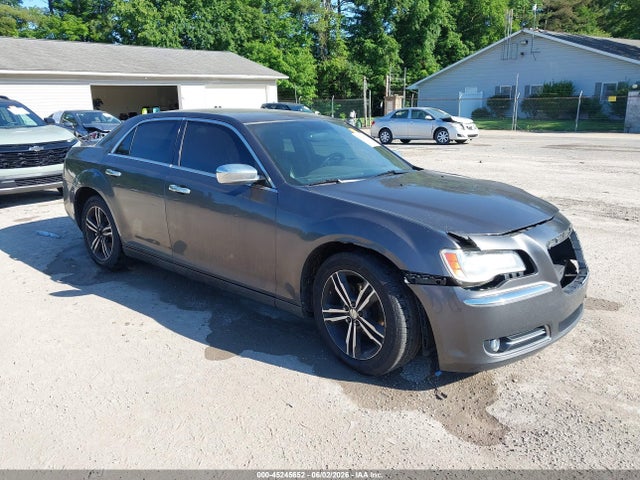 Salvage Chrysler 300 Image
