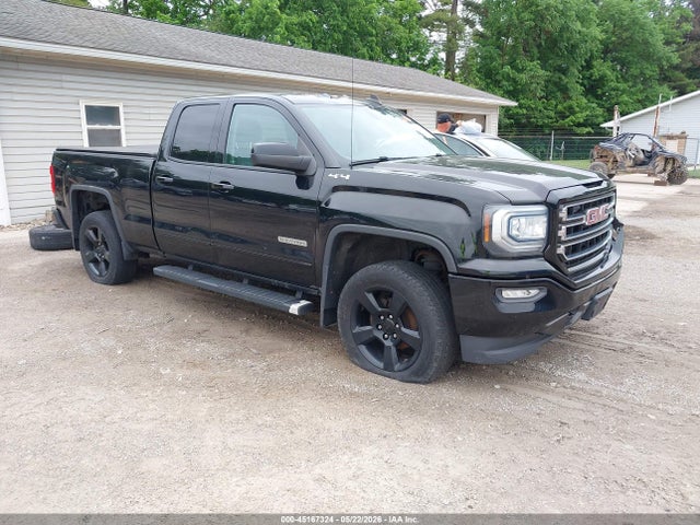 Salvage GMC Sierra 1500 Image