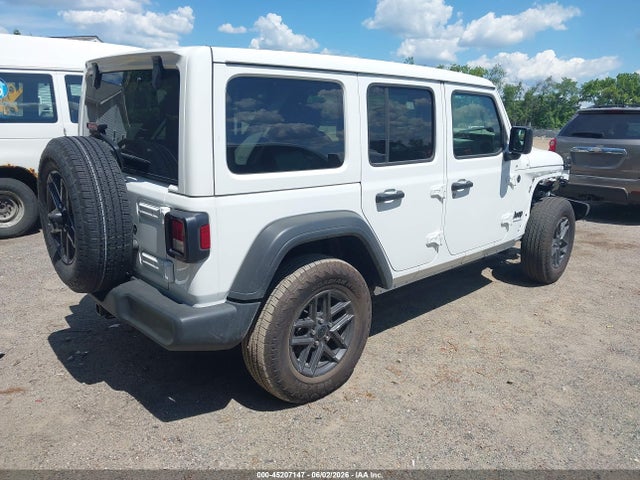 Jeep Wrangler 4-door Summit 4x4