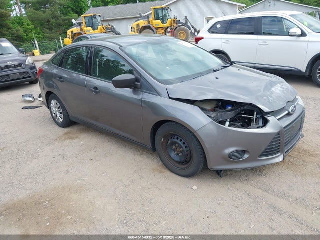 Salvage Ford Focus Image