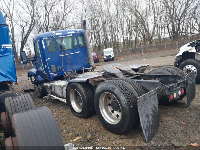 Kenworth T880