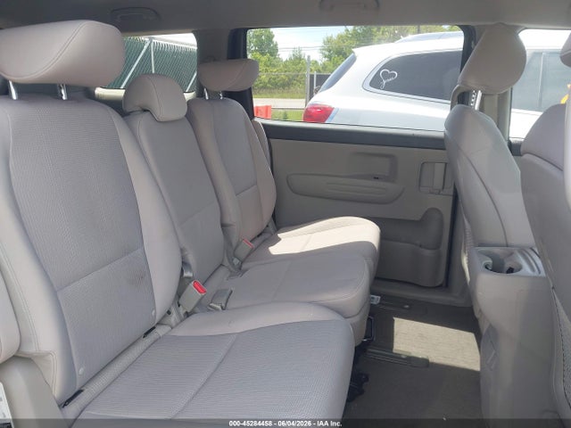 Kia Sedona Lx
