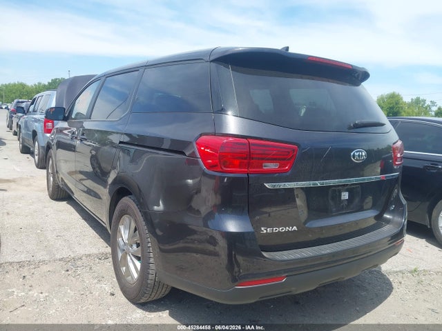 Kia Sedona Lx