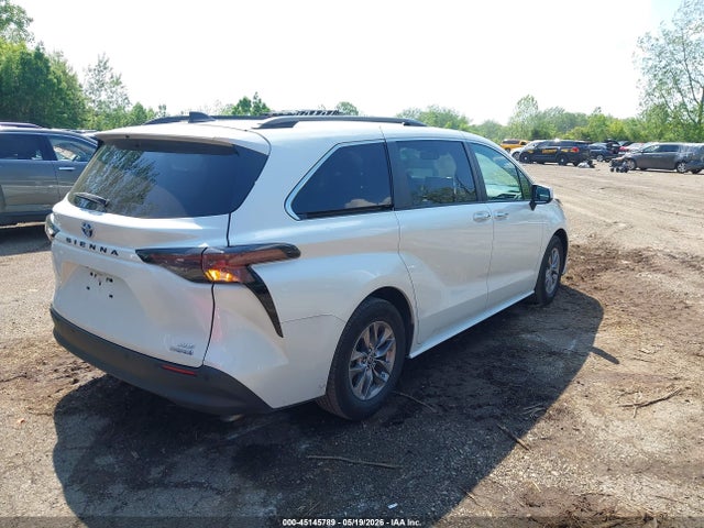 Toyota Sienna Xle