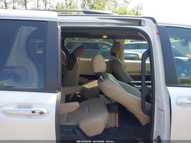 Toyota Sienna Xle