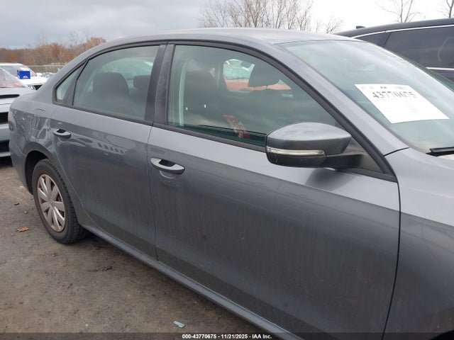 Volkswagen Passat 2.5l S