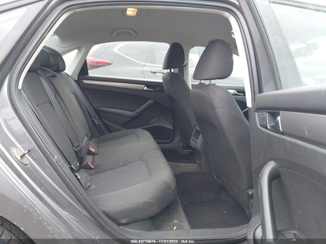 Volkswagen Passat 2.5l S