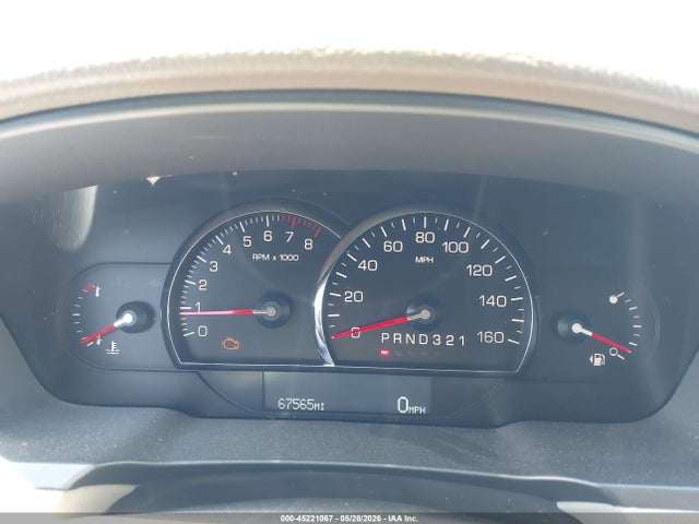 Cadillac DTS Standard
