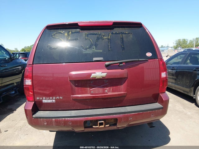 Chevrolet Suburban 2500 Lt