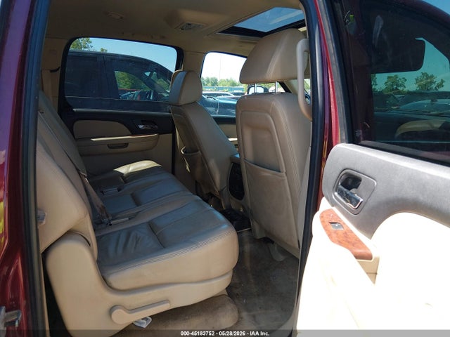 Chevrolet Suburban 2500 Lt