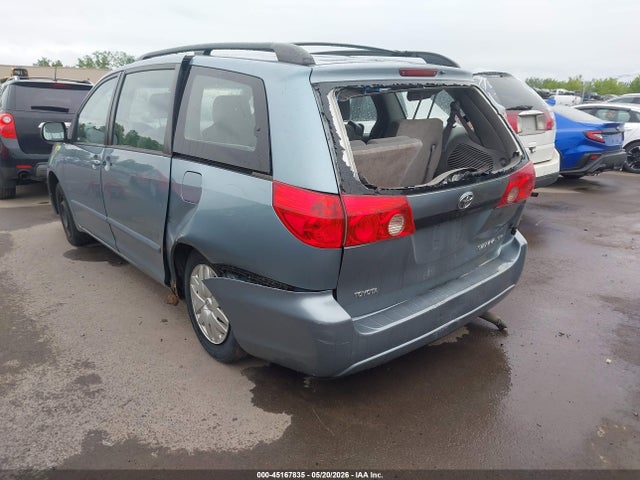 Toyota Sienna Ce
