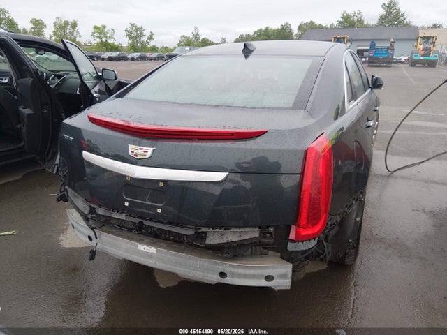 Cadillac XTS Luxury Collection