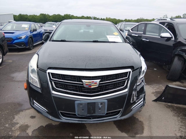 Cadillac XTS Luxury Collection