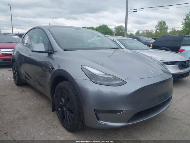 Salvage Tesla Model Y Image