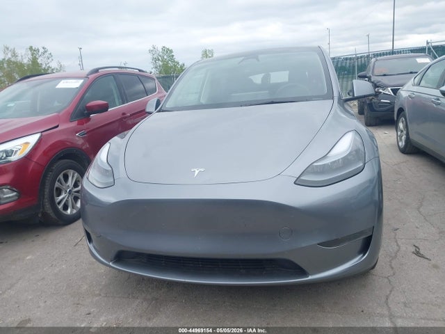 Tesla Model Y Long Range Dual Motor Rear-wheel Drive