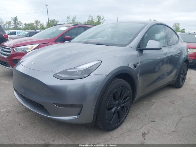 Tesla Model Y Long Range Dual Motor Rear-wheel Drive