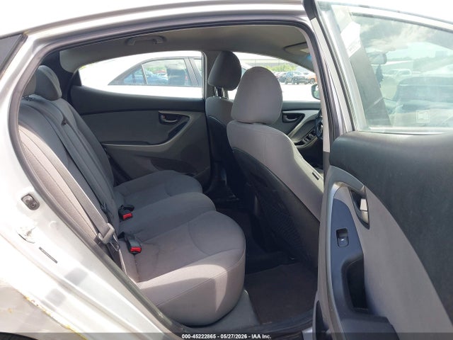 Hyundai ELANTRA Se