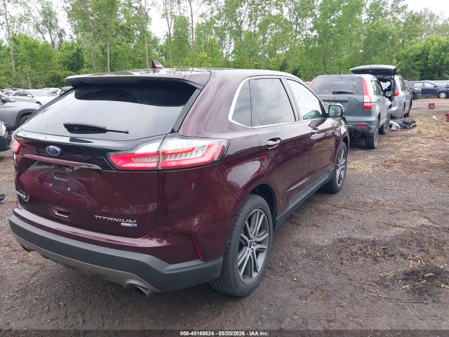 Ford Edge Titanium