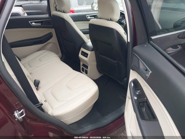 Ford Edge Titanium